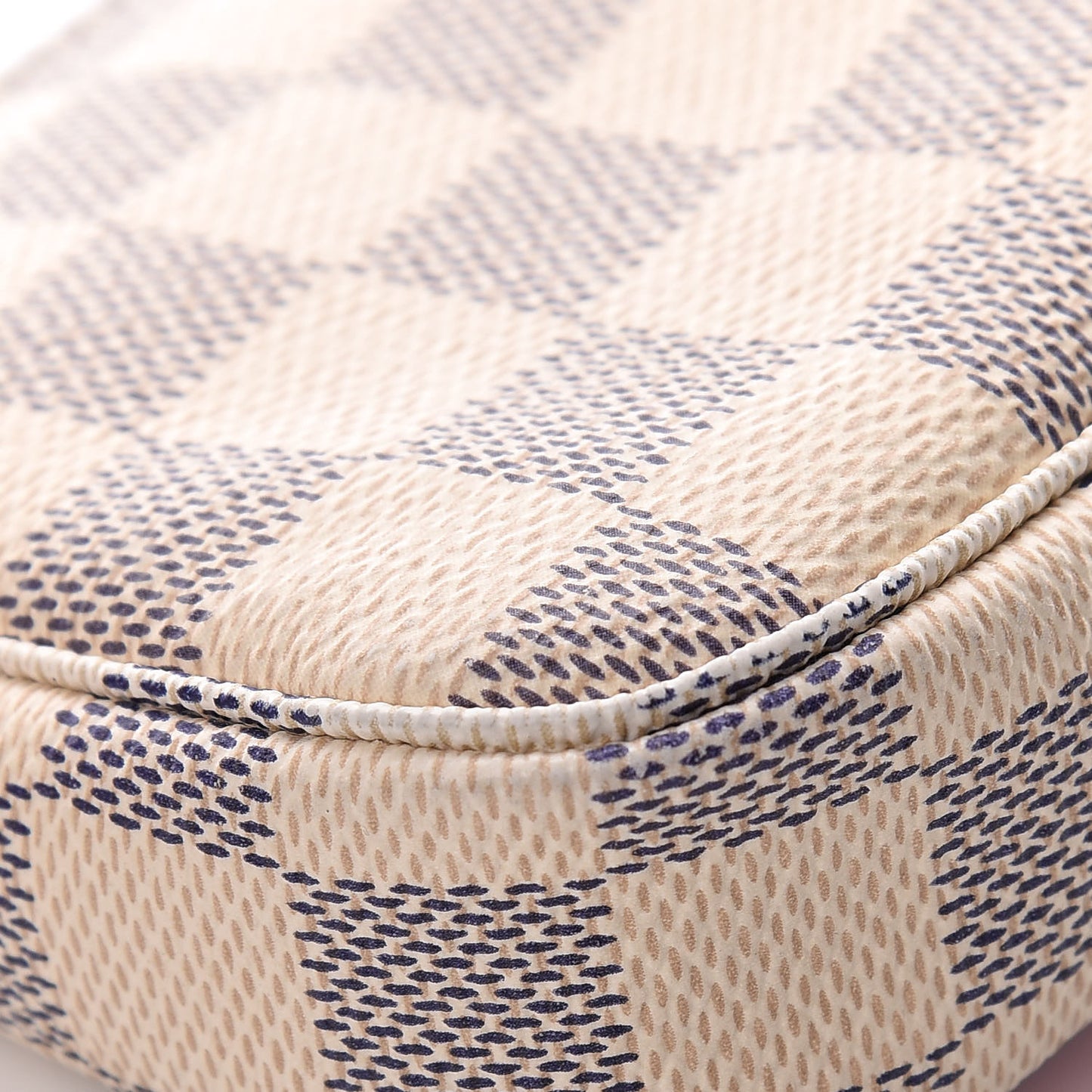 Damier Azur 2015 Christmas Animation Mini Pochette Accessories