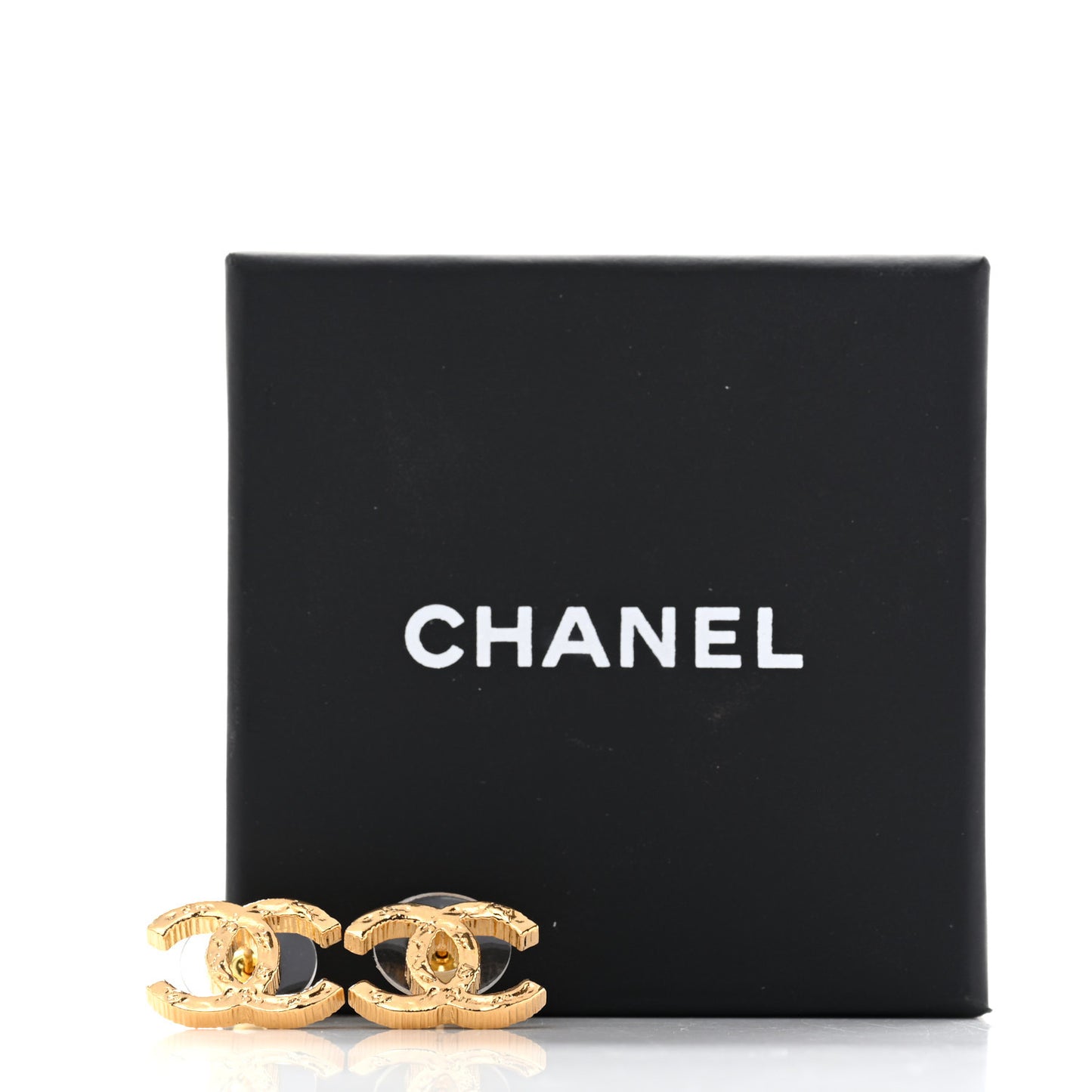 Metal Textured CC Earrings Gold