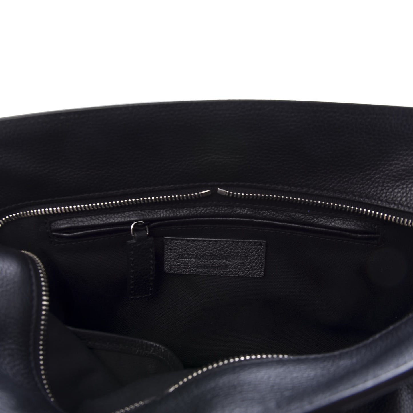 Pebbled Calfskin Small Skull Padlock Zip Around Tote Black