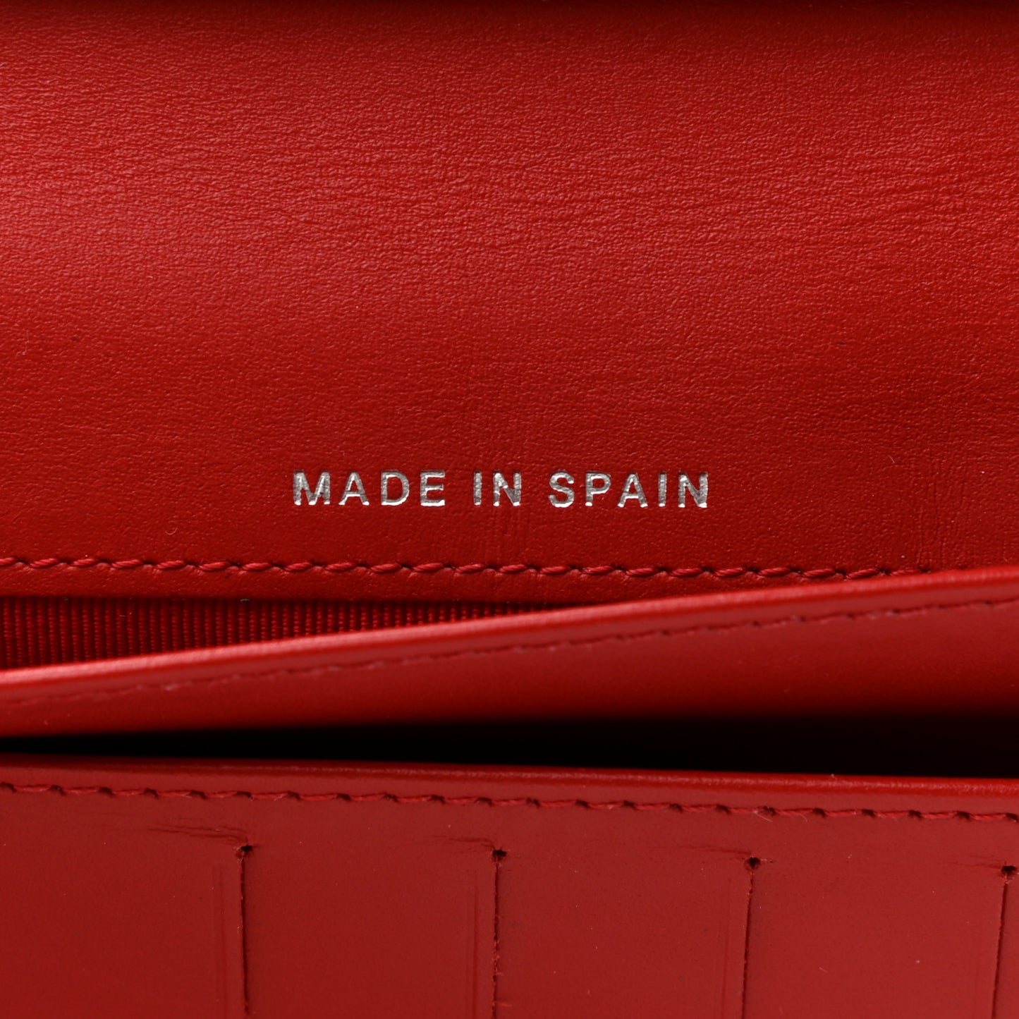 Caviar Quilted CC Long Double Wallet Red