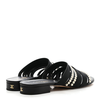 Chanel Grosgrain Pearl CC Flat Sandals 38.5 Black 4 of 10