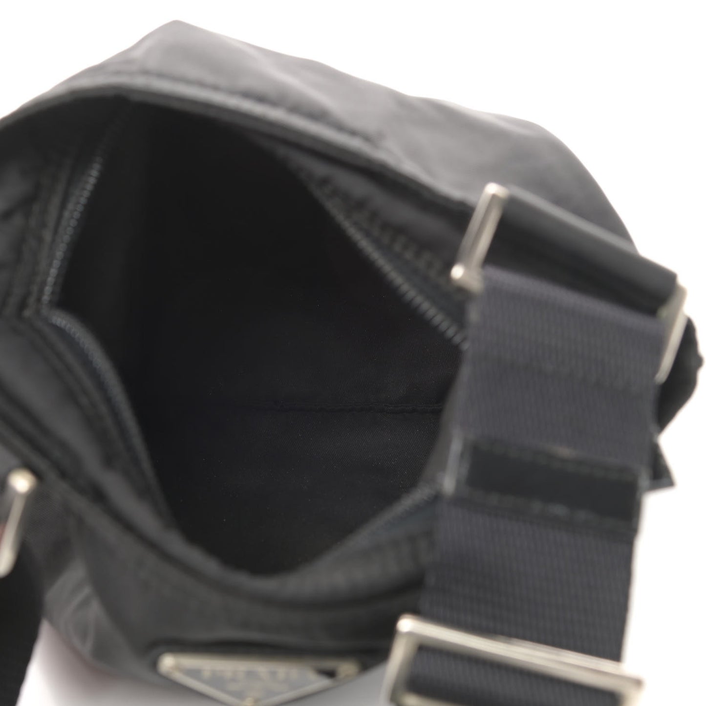 Tessuto Nylon Saffiano Flat Messenger Bag Black