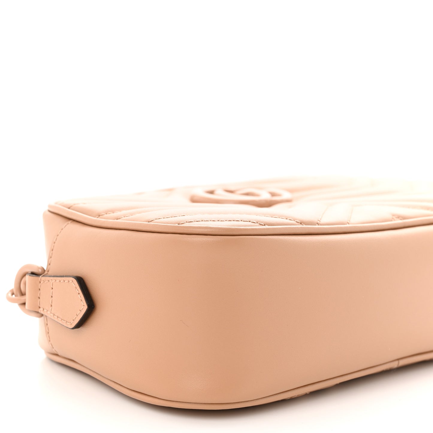 Calfskin Matelasse Monochrome Small GG Marmont Chain Shoulder Bag Camelia