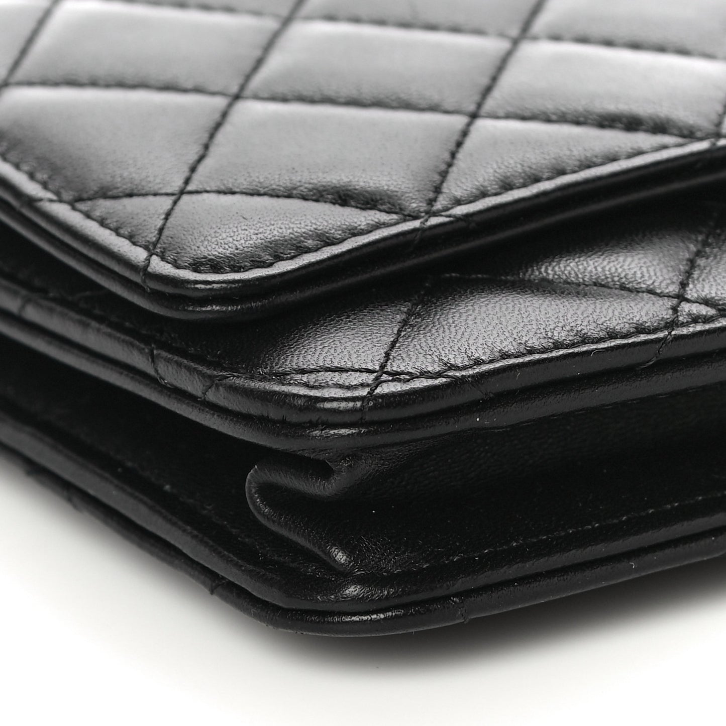 Lambskin Quilted CC Pearl Crush Wallet on Chain WOC Black