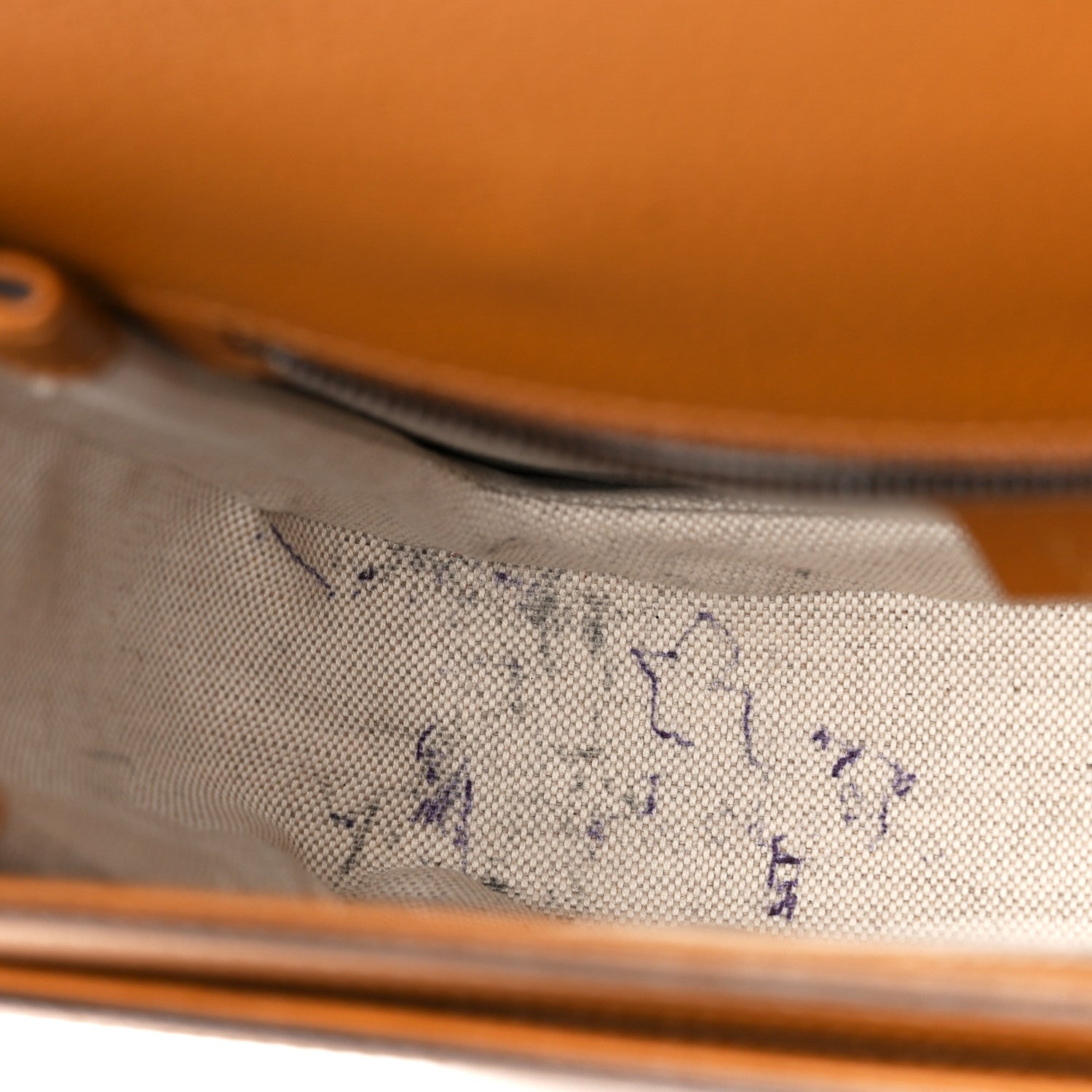 Gucci X DISNEY Mini Vintage GG Supreme Monogram Mickey Mouse Small Flap Messenger Bag Beige Vintage Sun Oil 11 of 12