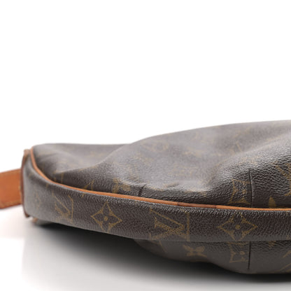 Louis Vuitton Monogram Croissant MM 7 of 13