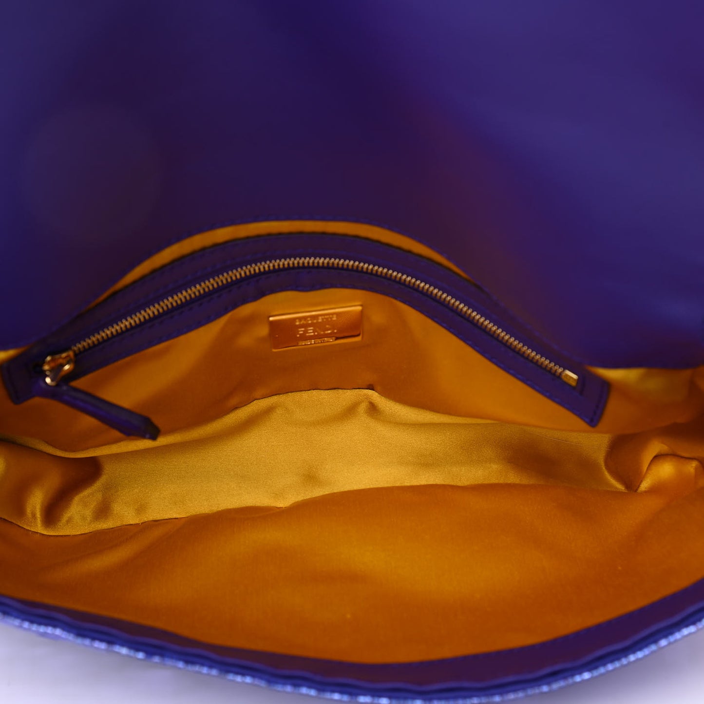 Sequin Paillettes Shiny Nappa Sex and the City Baguette Viola Purple Rain