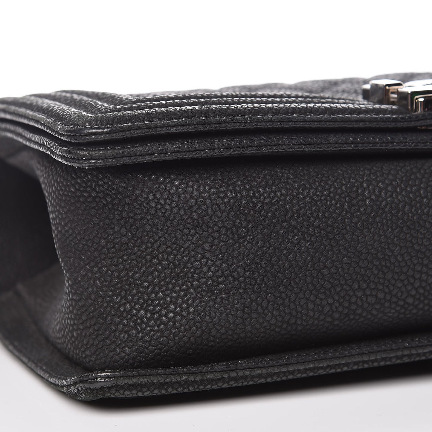 Iridescent Caviar Quilted Medium Boy Flap Black