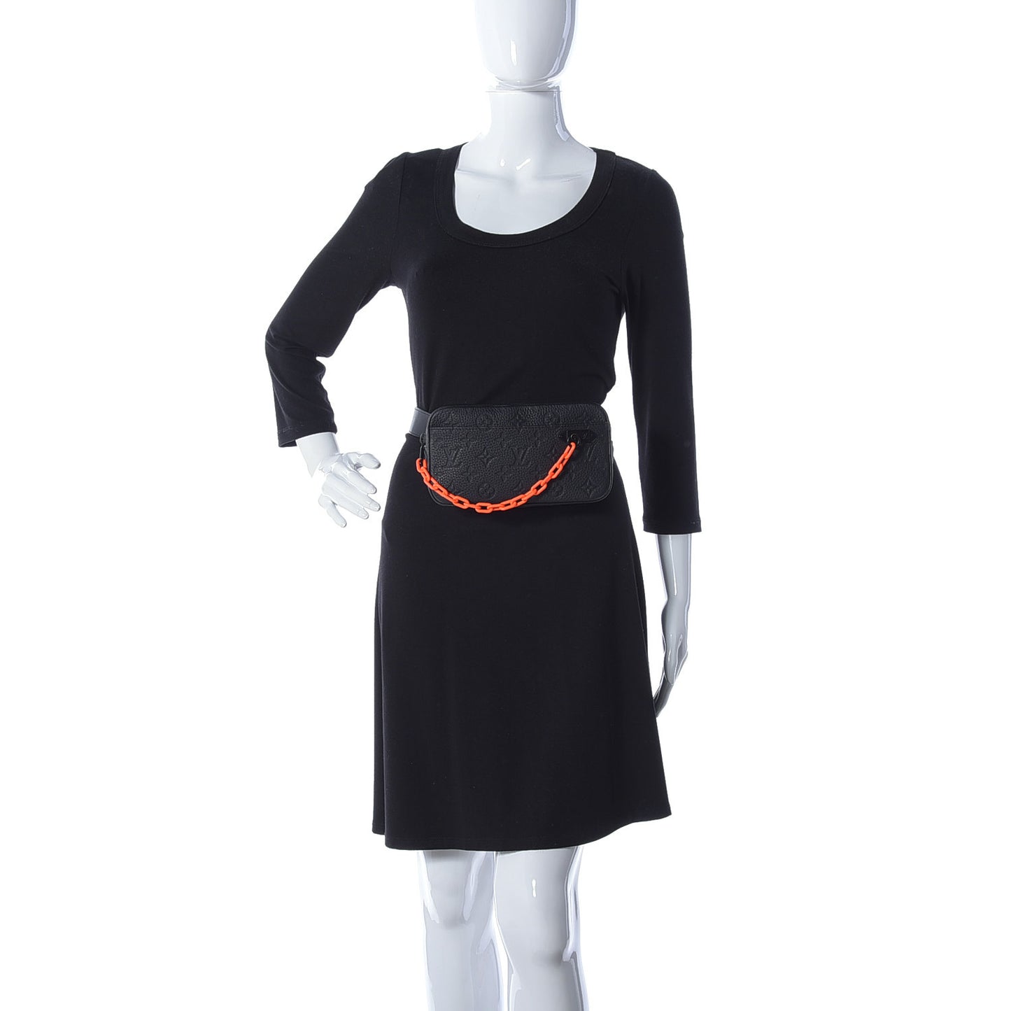 Taurillon Monogram Uniformes Solar Ray Soft Pochette Volga Belt Bag Black