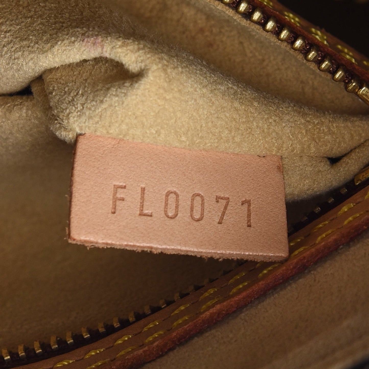 Monogram Looping MM