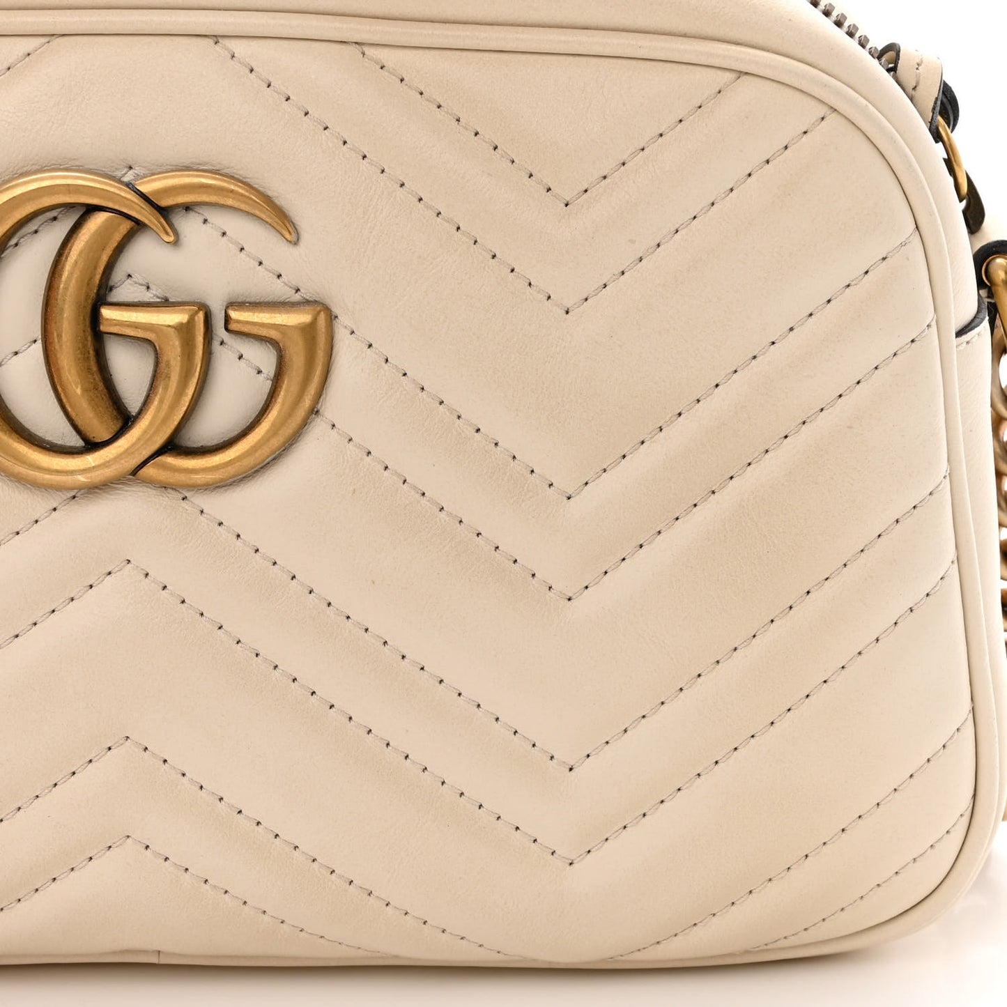 Calfskin Matelasse Small GG Marmont Chain Shoulder Bag White