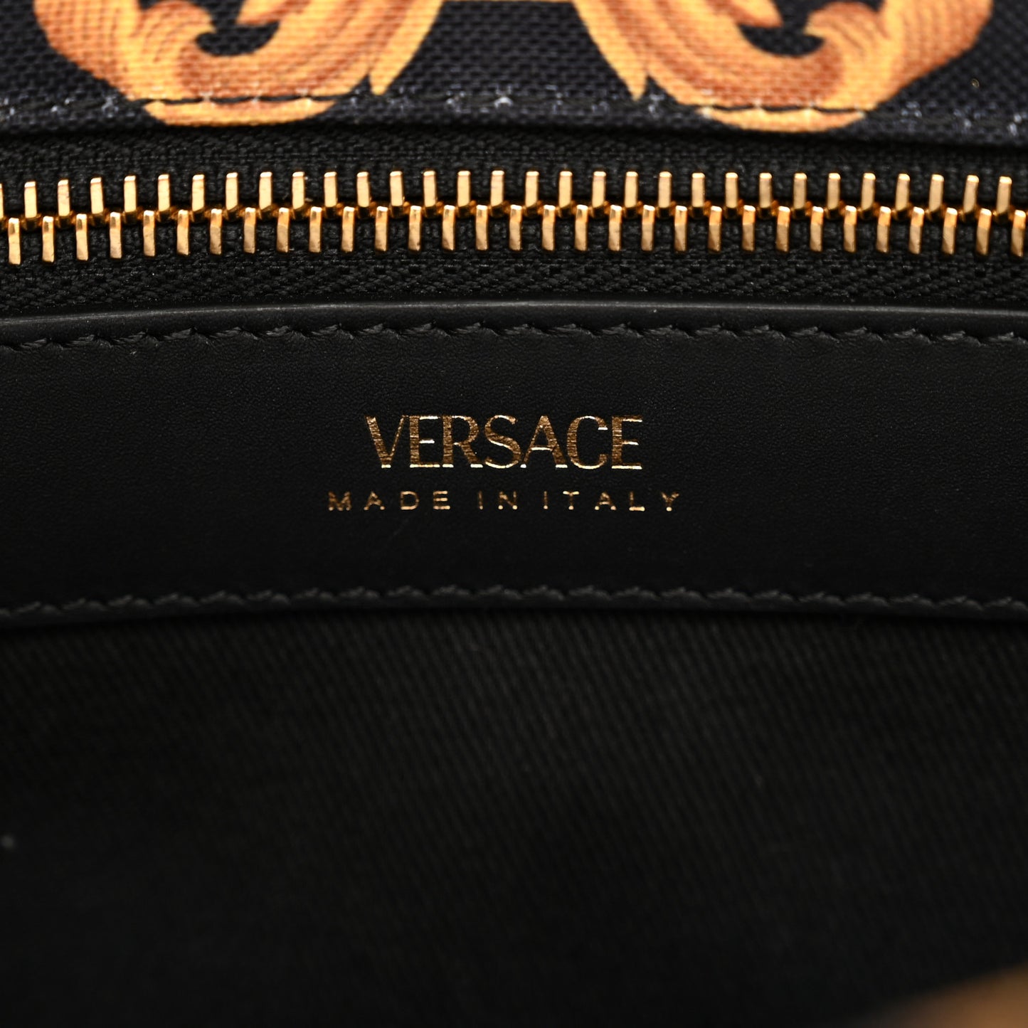 Canvas Baroque Print Medusa Small Tote Black