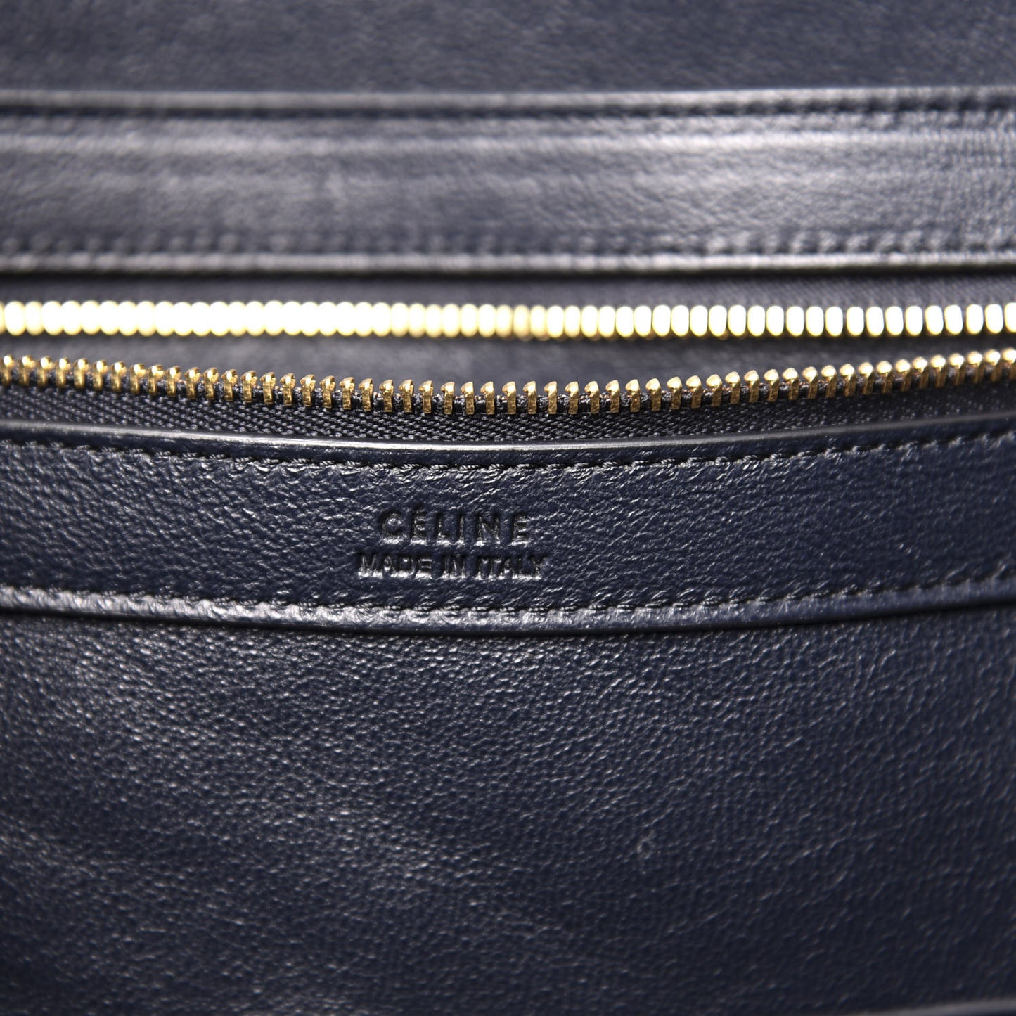 Crocodile Embossed Nubuck Small Belt Cabas Phantom Navy Blue