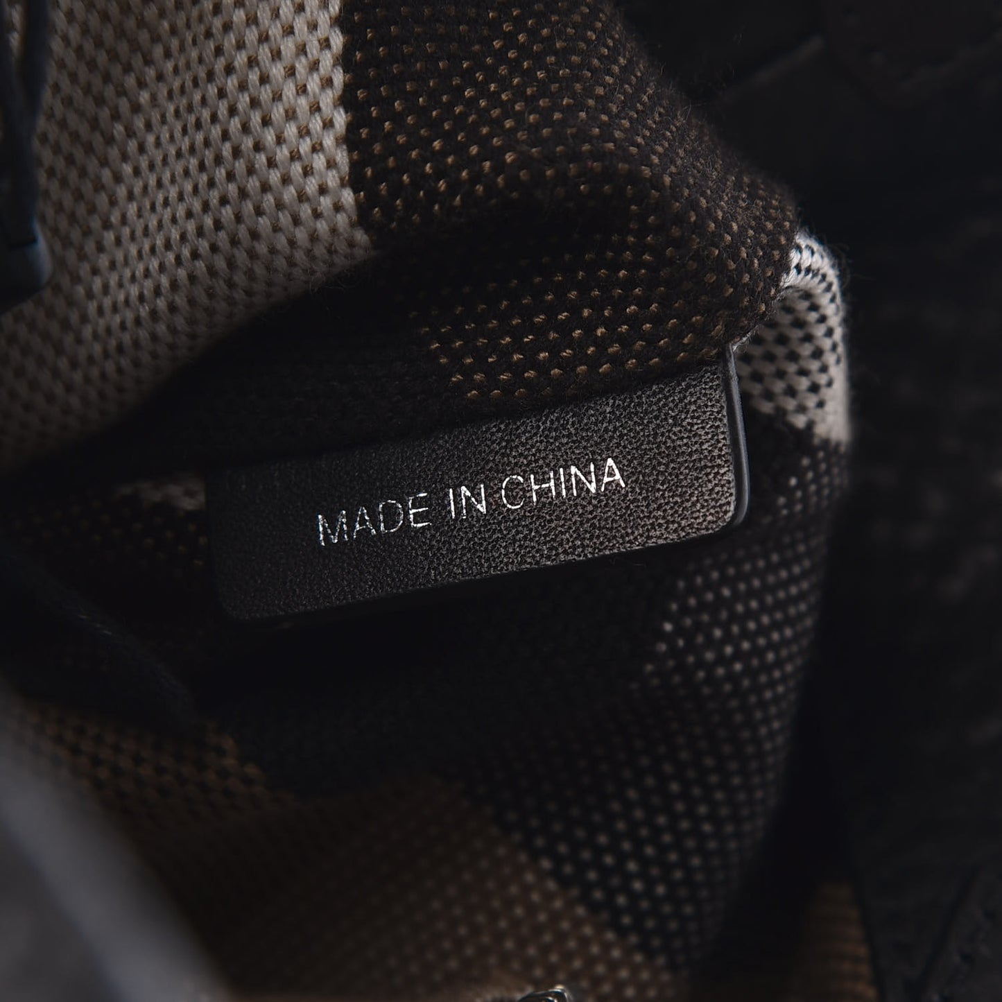 Grainy Calfskin House Check Small Maidstone Black