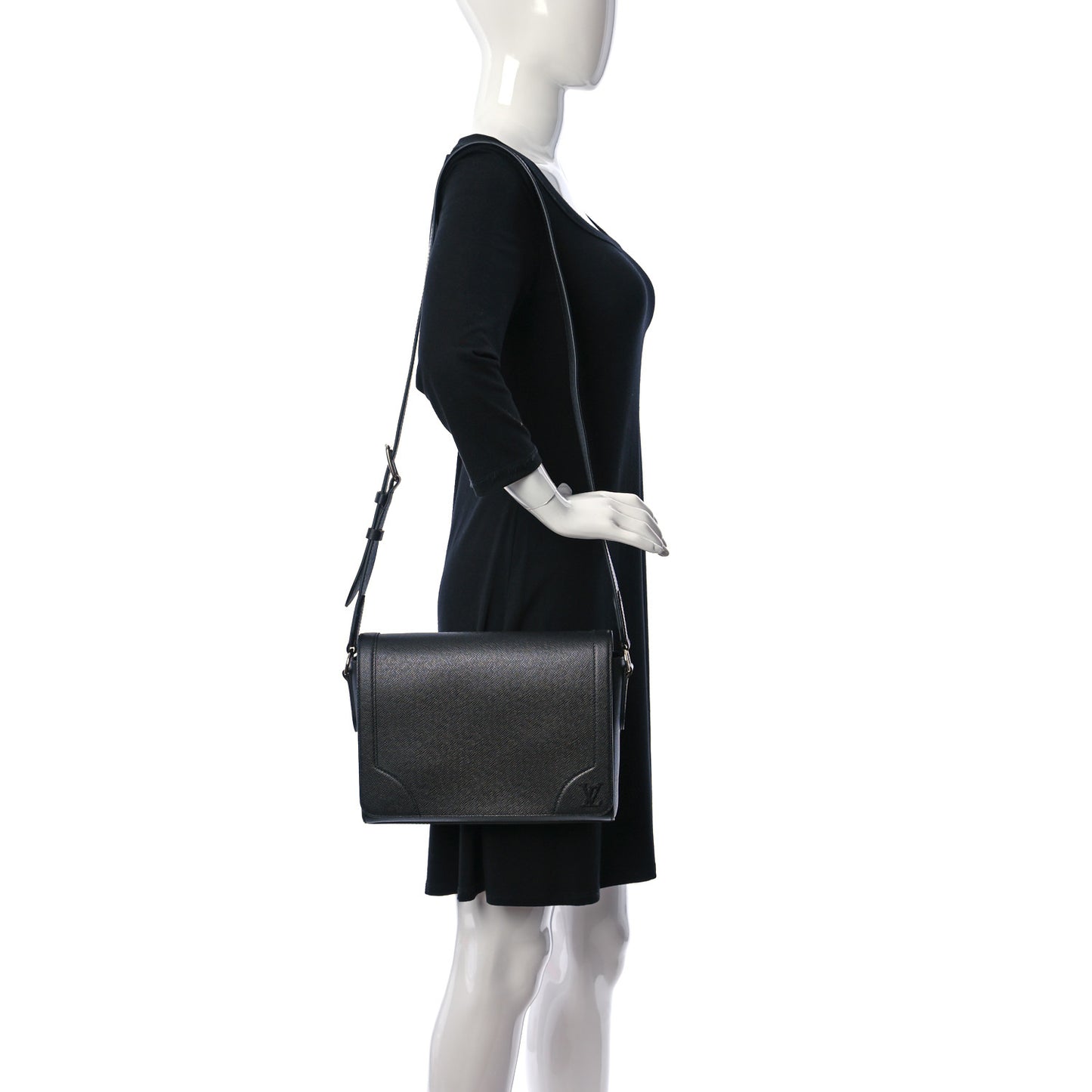 Taiga New Flap Messenger Black