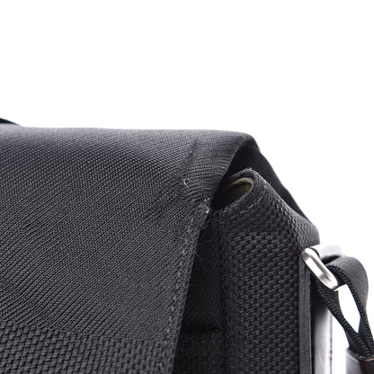Louis Vuitton Damier Geant Messenger Bag Black 10 of 13