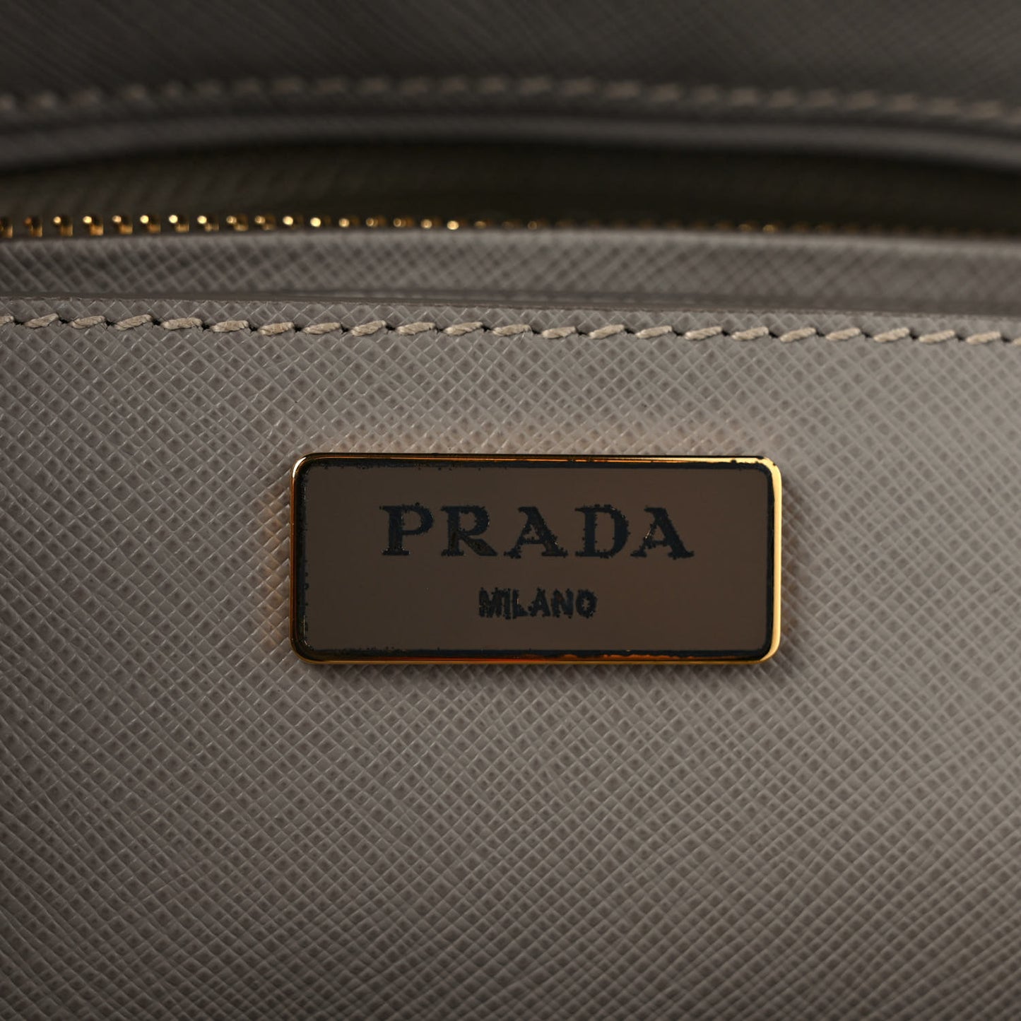 Saffiano Large Galleria Double Zip Tote Argilla