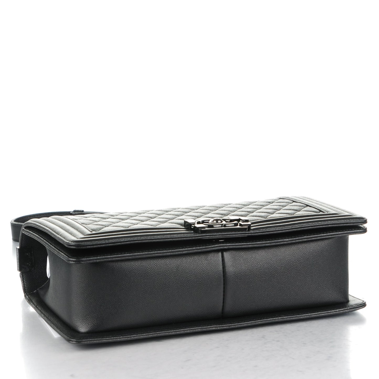 Caviar Quilted New Medium Boy Flap So Black
