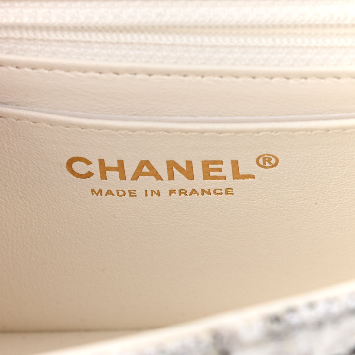 Tweed Quilted Mini Rectangular Flap White Grey