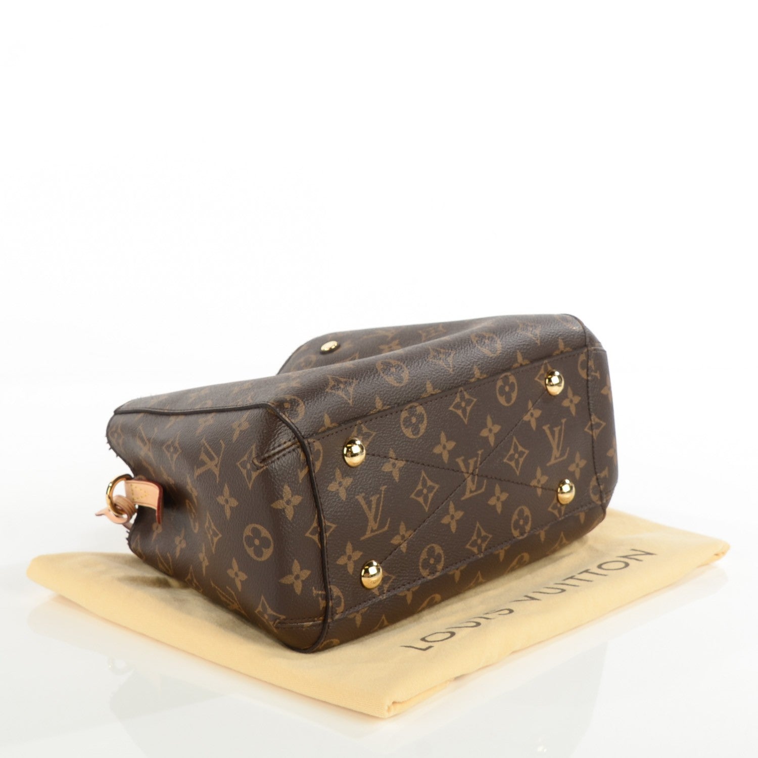 Louis Vuitton Monogram Montaigne BB 4 of 8