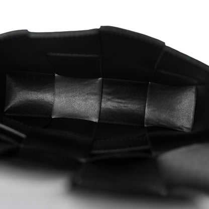 Bottega Veneta Nappa Maxi Intreccio The Belt Cassette Bag Black 5 of 9