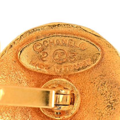 Chanel Round Lion Cufflinks Gold 4 of 4