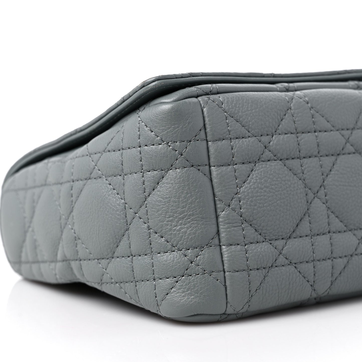 Supple Calfskin Cannage Medium Caro Bag Ethereal Grey