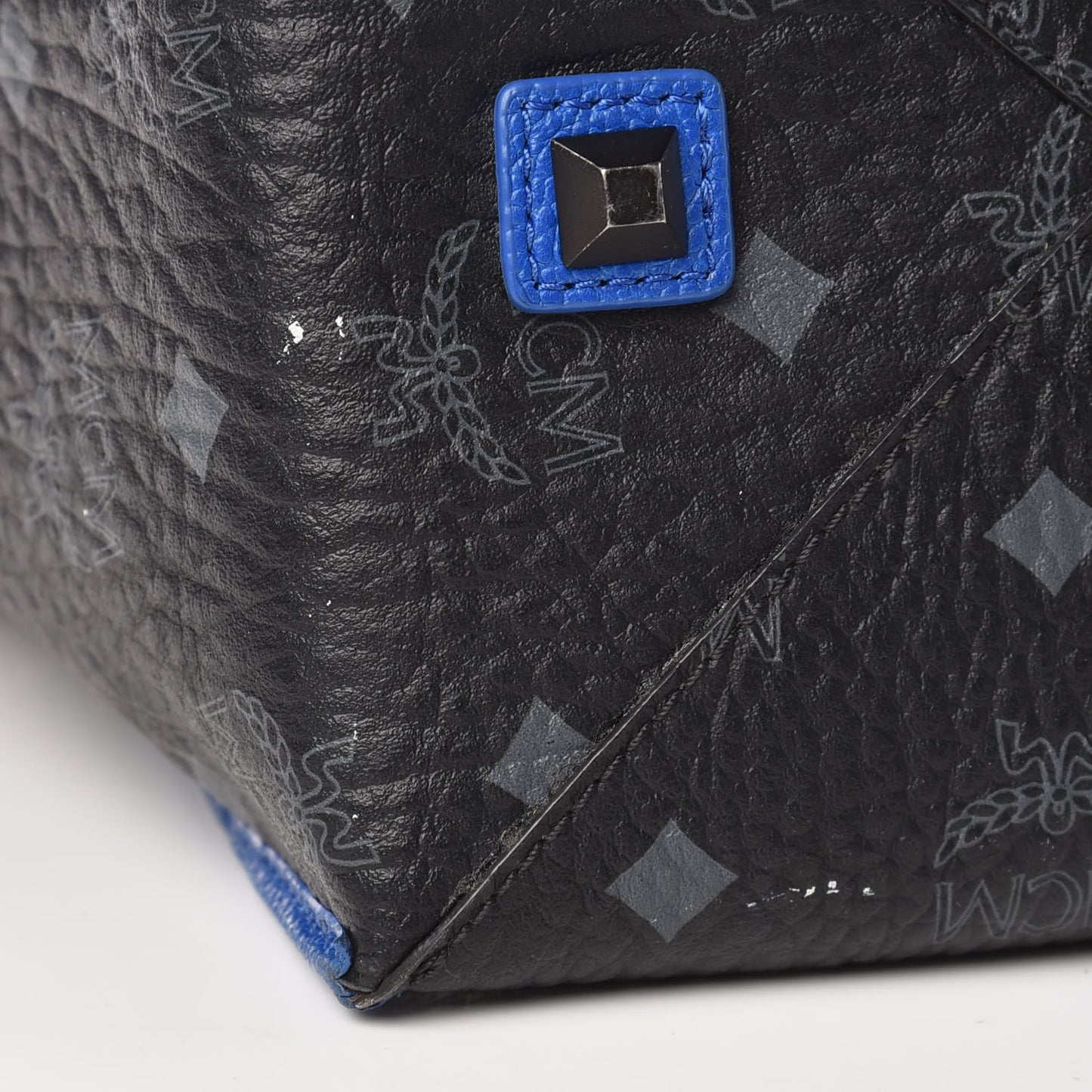 Visetos Medium Shopper Tote Black