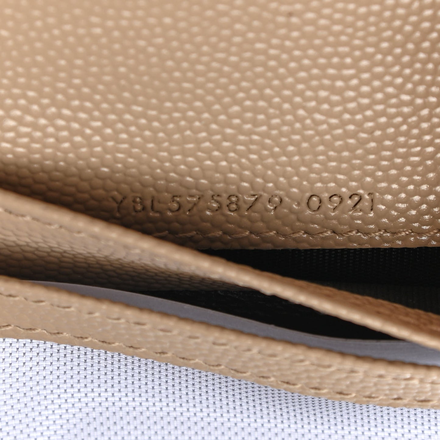 Grain De Poudre Matelasse Chevron Monogram Zipped Card Case Nude Powder