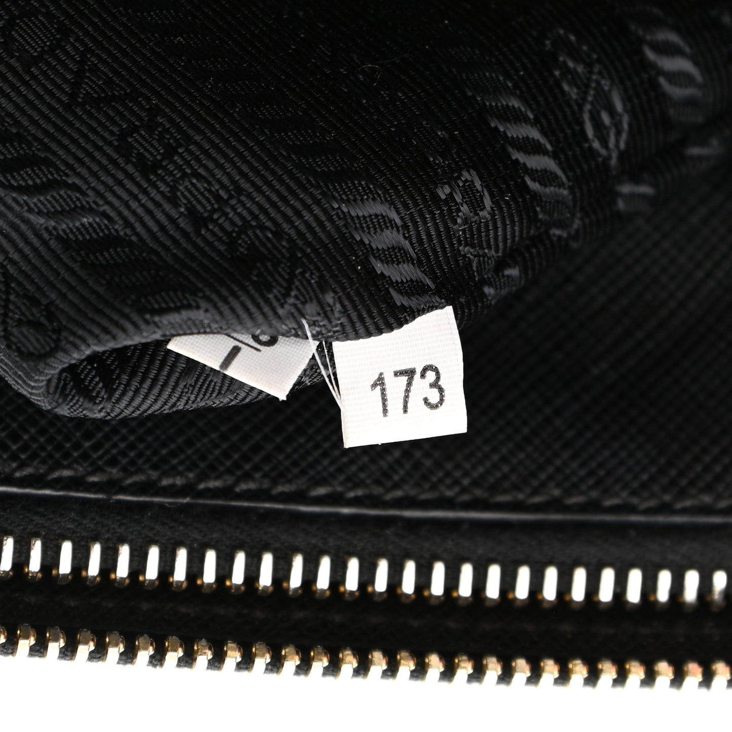 Saffiano Small Galleria Double Zip Tote Black