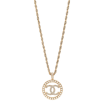 Chanel Pearl CC Round Pendant Necklace Gold 1 of 5