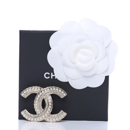 Chanel Pearl Crystal Queen of France CC Brooch Gold 5 of 5