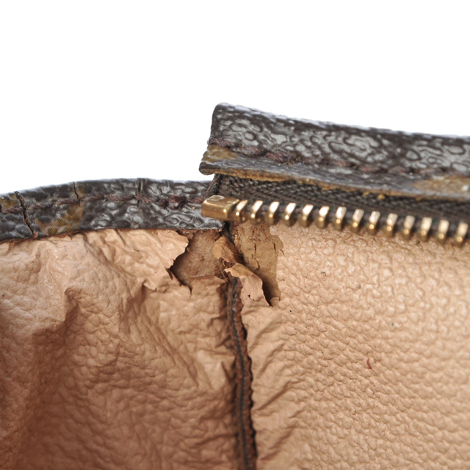 Louis Vuitton Monogram Toiletry Pouch 19 10 of 11