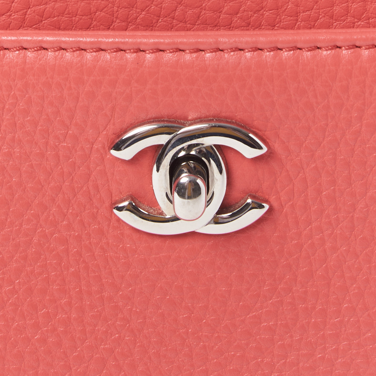 Calfskin Small Cerf Executive Shopper Tote Pink
