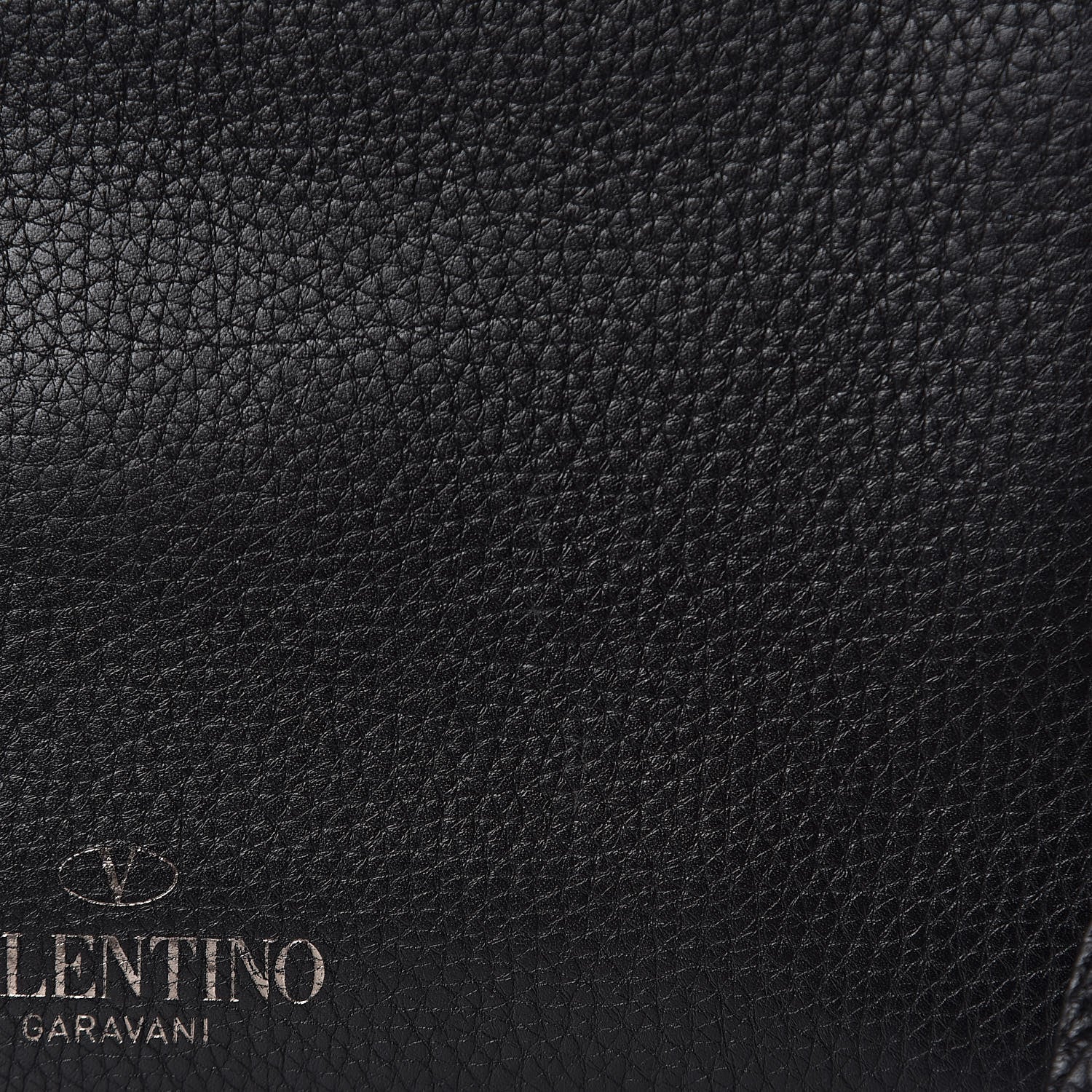 Valentino Garavani Pebbled Calfskin Onyx Medium Guitar Strap Rockstud Rolling Flap Saddle Bag Black 10 of 18