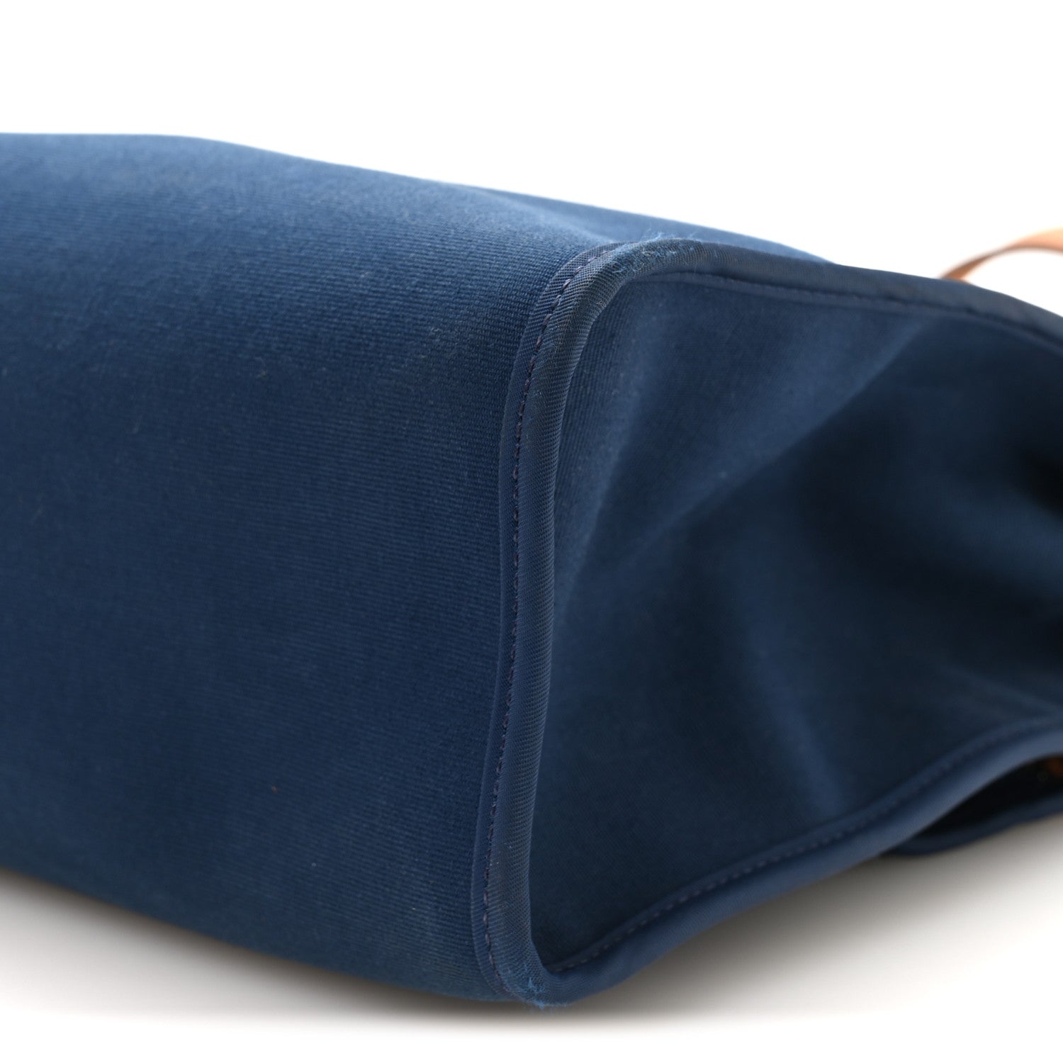 Hermes Vache Hunter Toile Herbag Zip 31 PM Bleu De Malte Natural 11 of 12