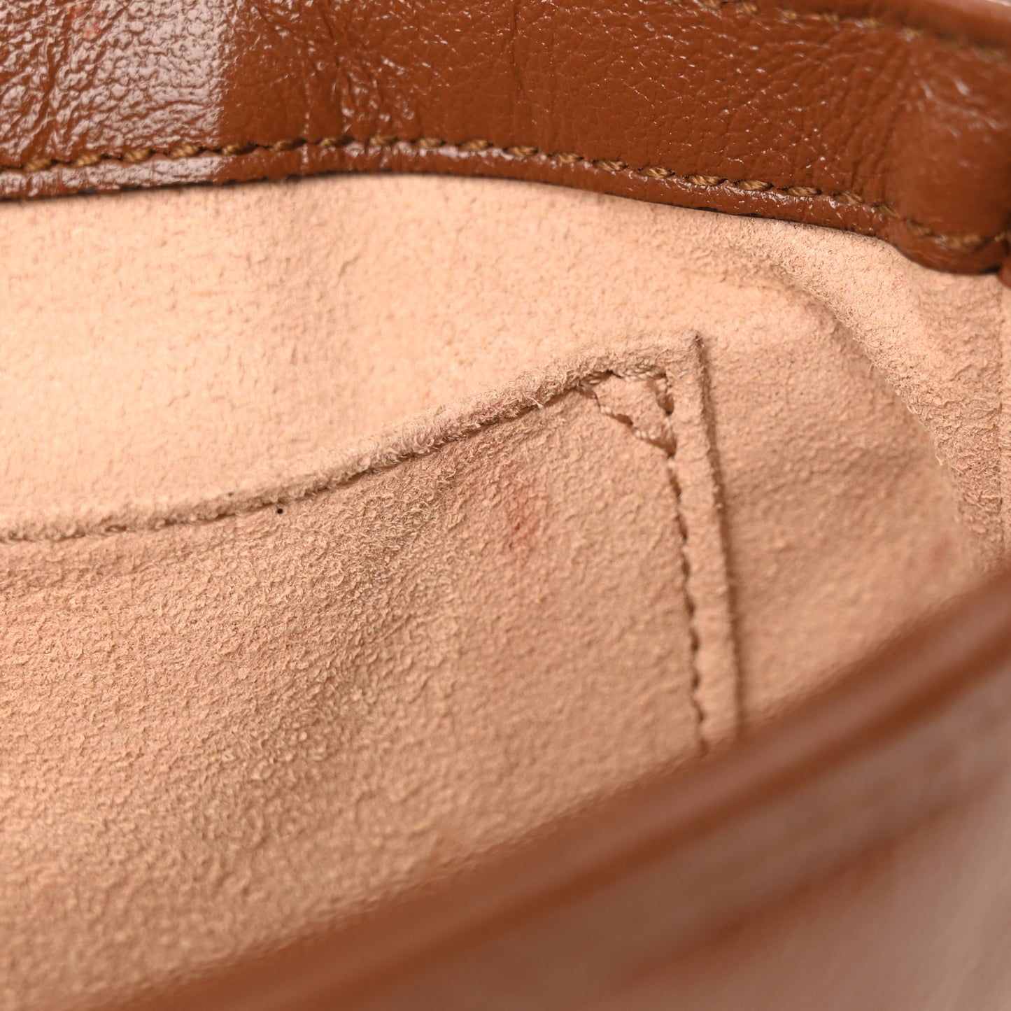 Azalea Calfskin Matelasse Diagonal Mini GG Marmont Shoulder Bag Cuir