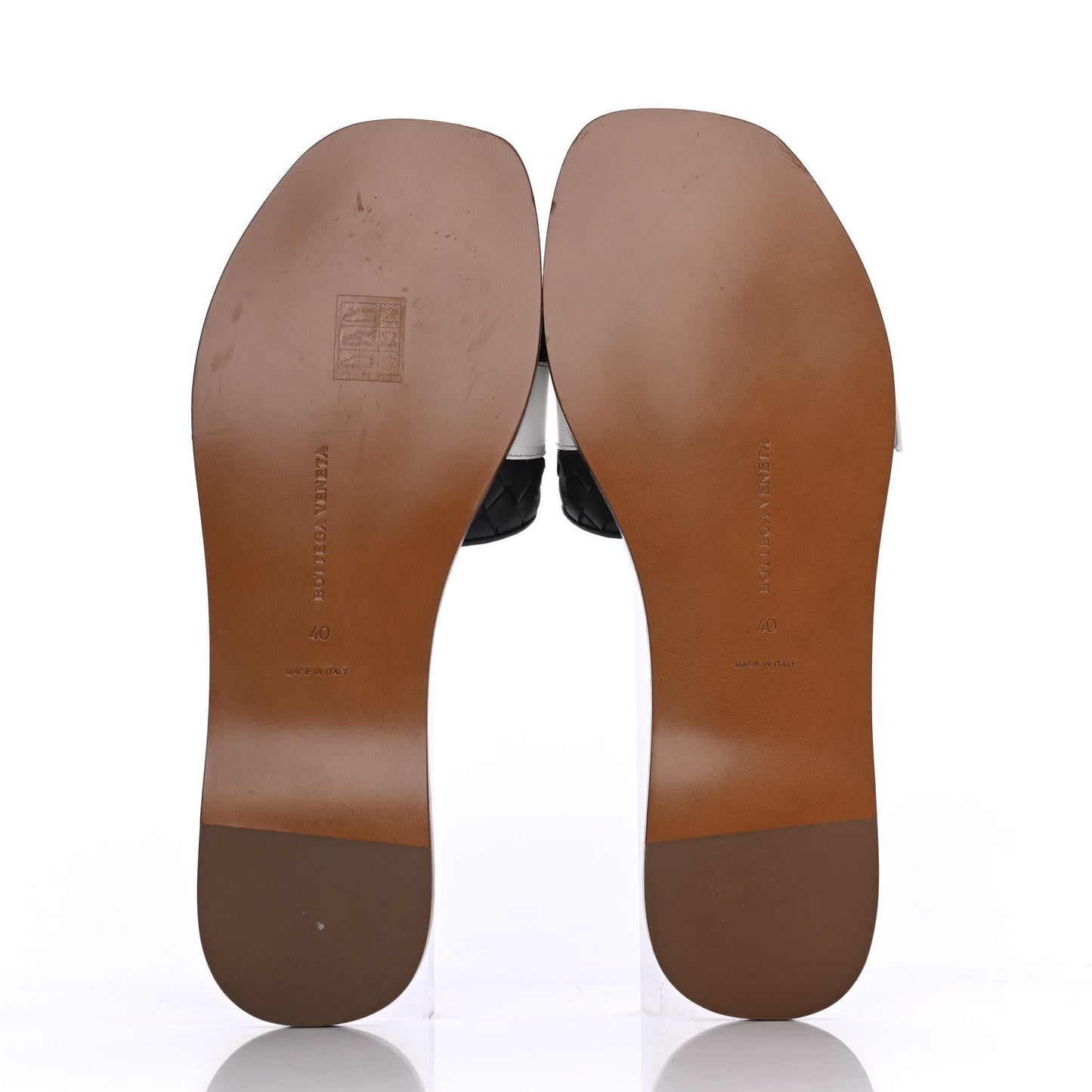 Nappa Intrecciato Patent Ravello Buckle Flat Sandals 40 Black White