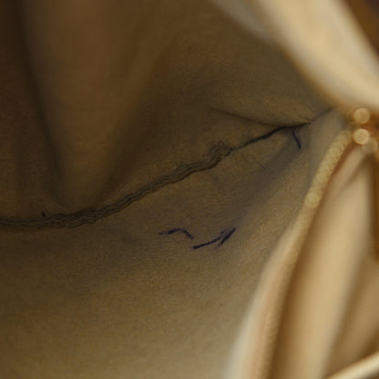 Louis Vuitton Monogram Artsy MM 9 of 16