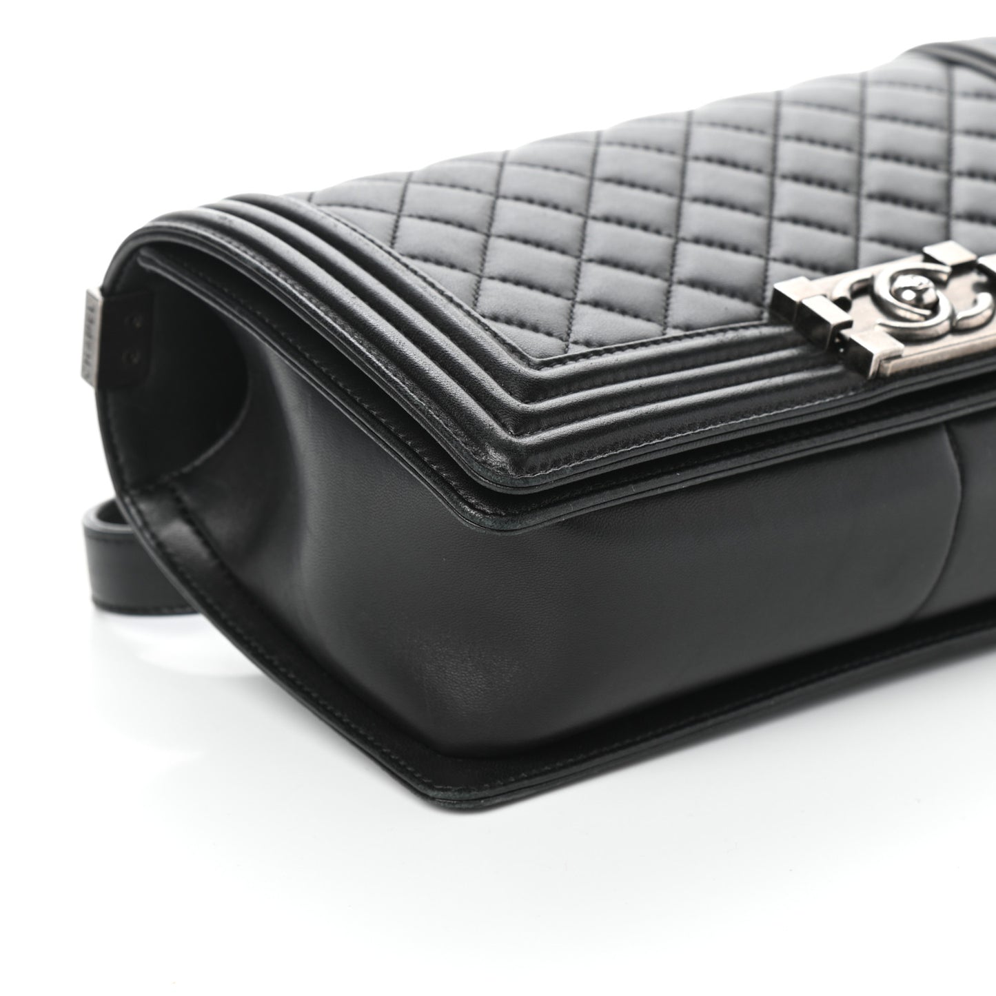 Lambskin Quilted Medium Boy Flap Black