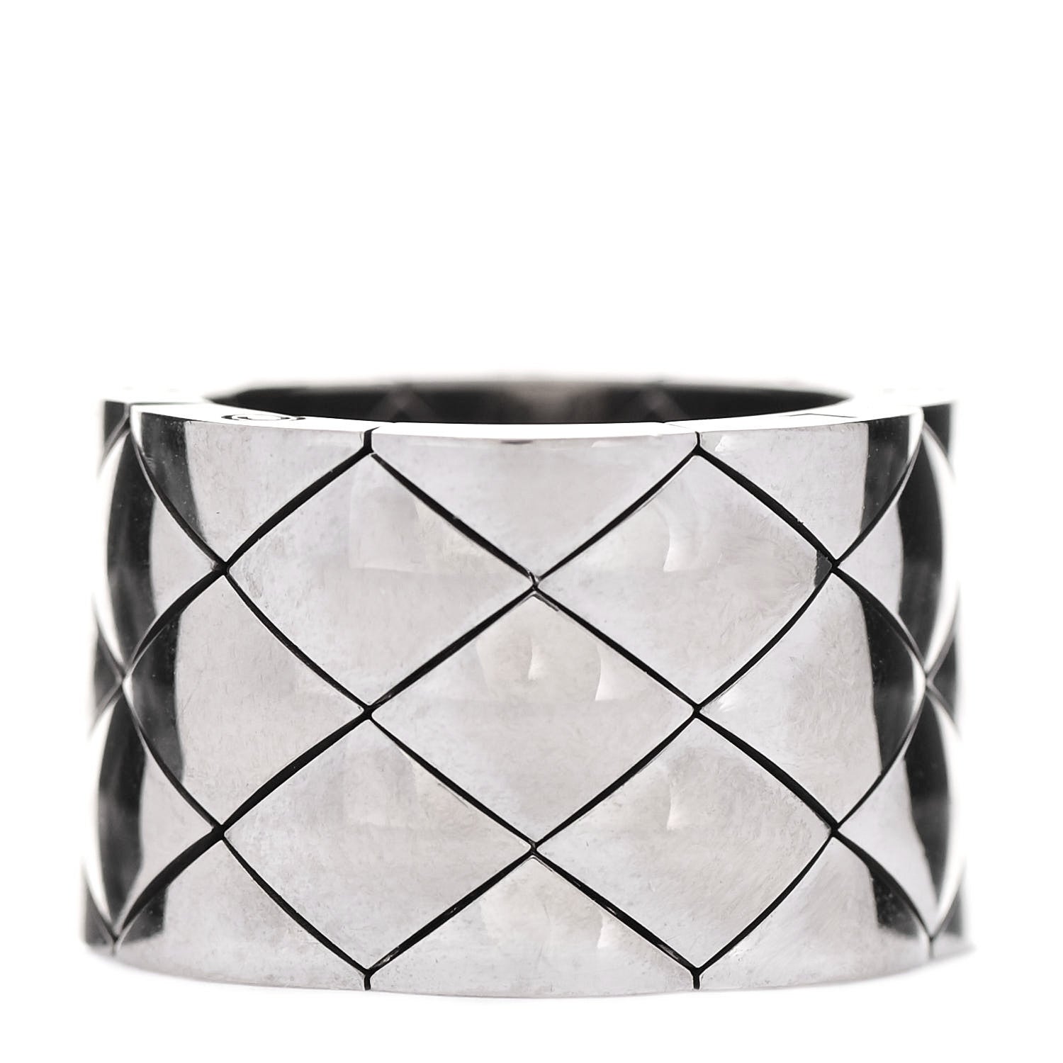 Chanel 18K White Gold Large Matelasse Ring 50 5.25 1 of 6