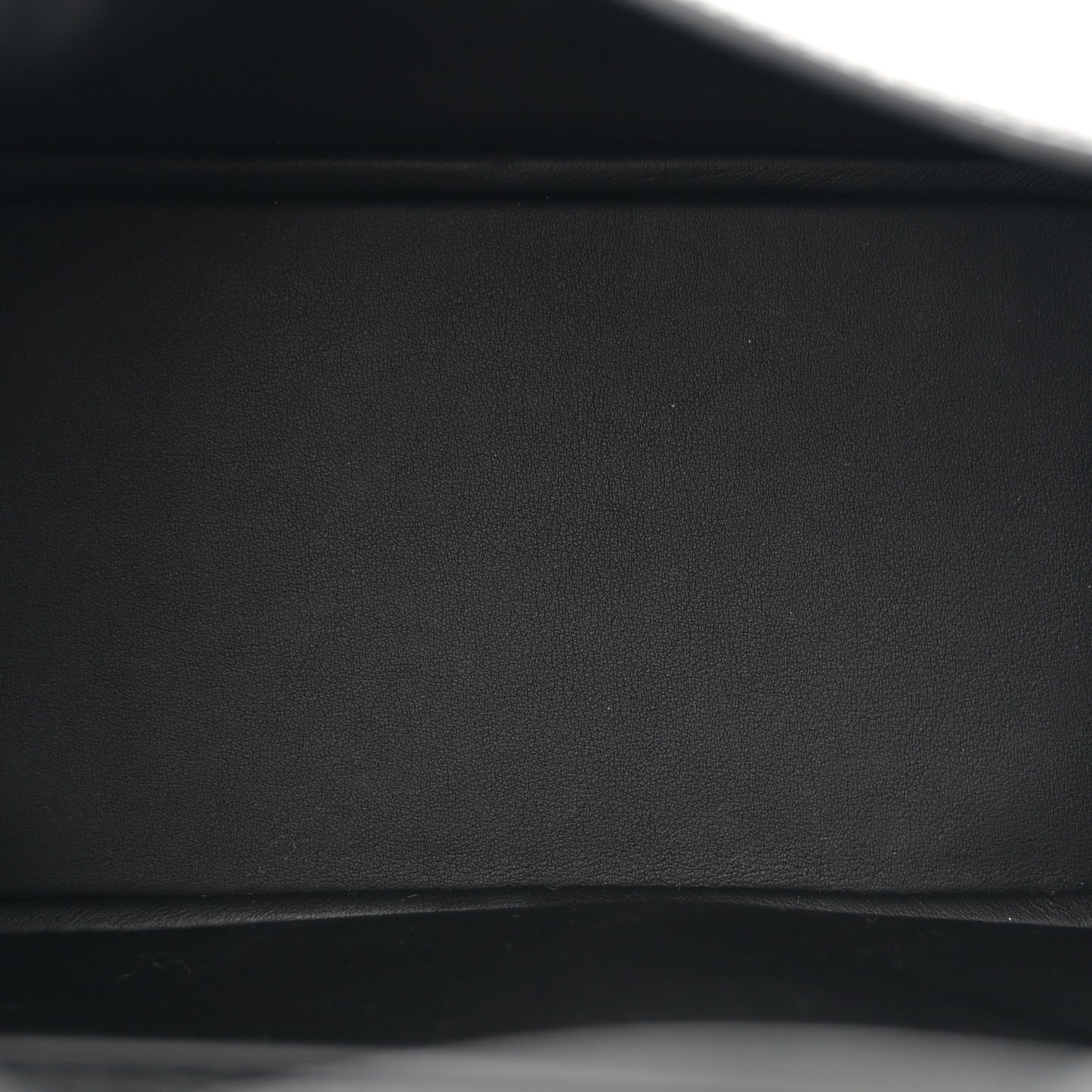 Taurillon Clemence Mini Lindy 20 Black