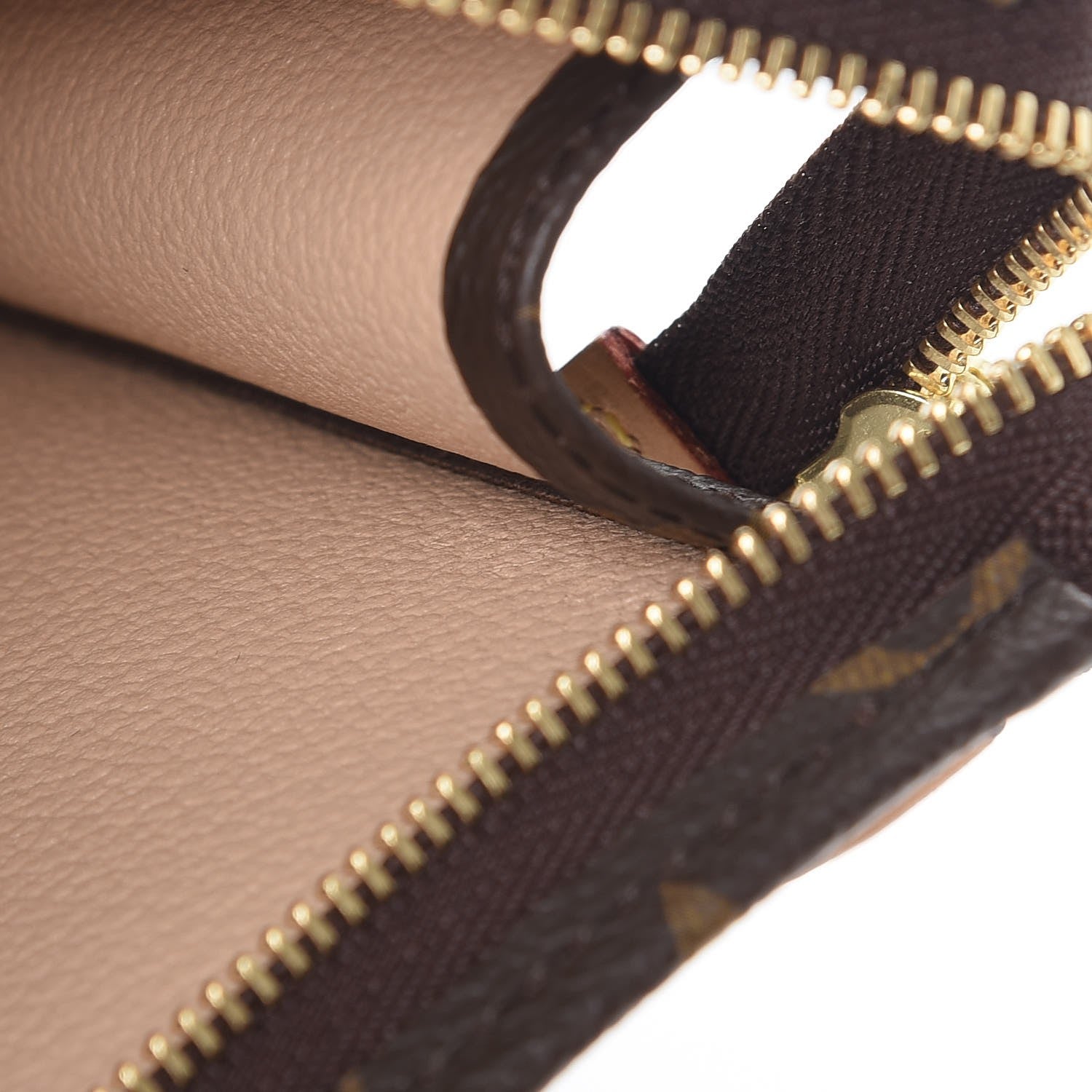 Louis Vuitton Monogram Toiletry Pouch 26 7 of 9