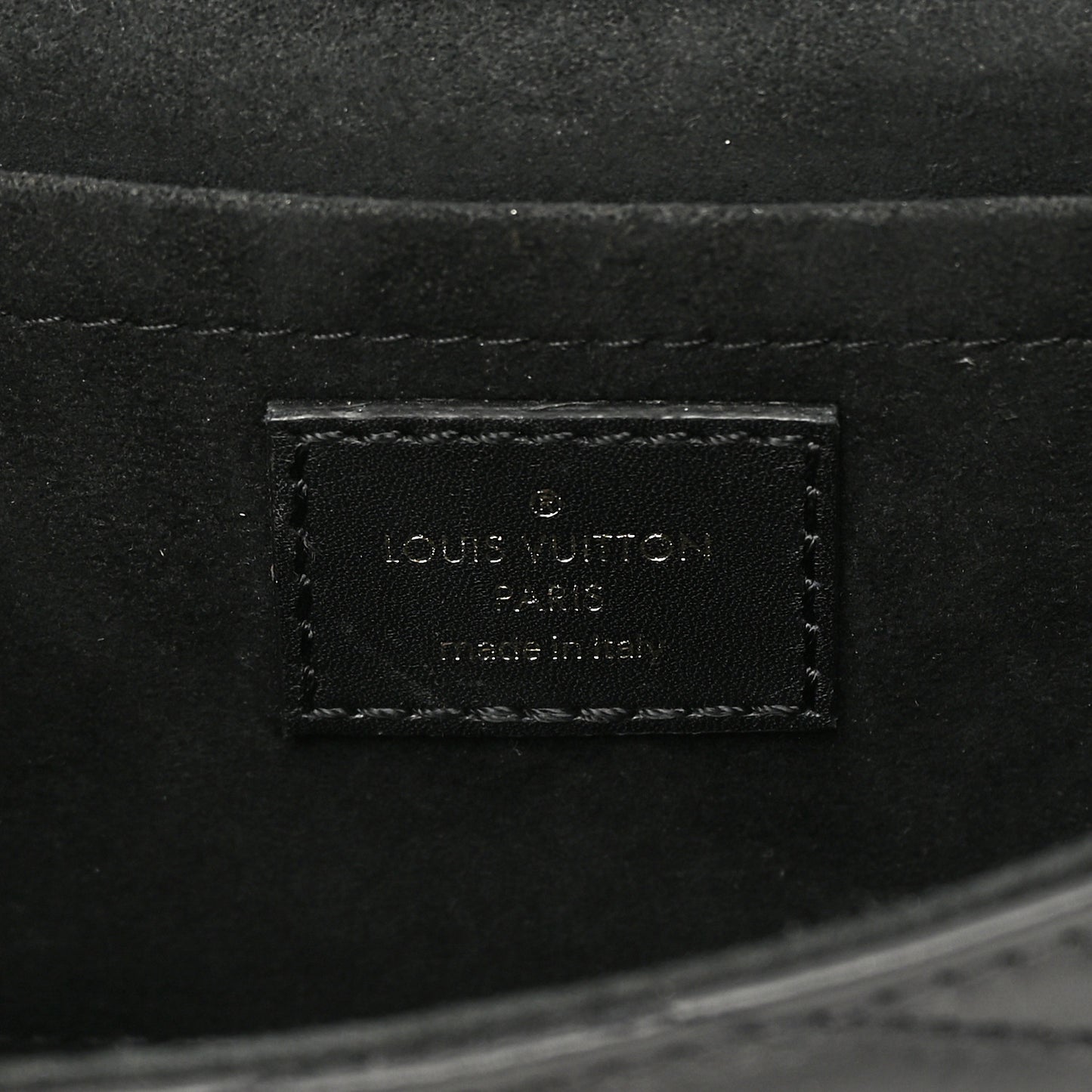 Calfskin New Wave Chain MM Black