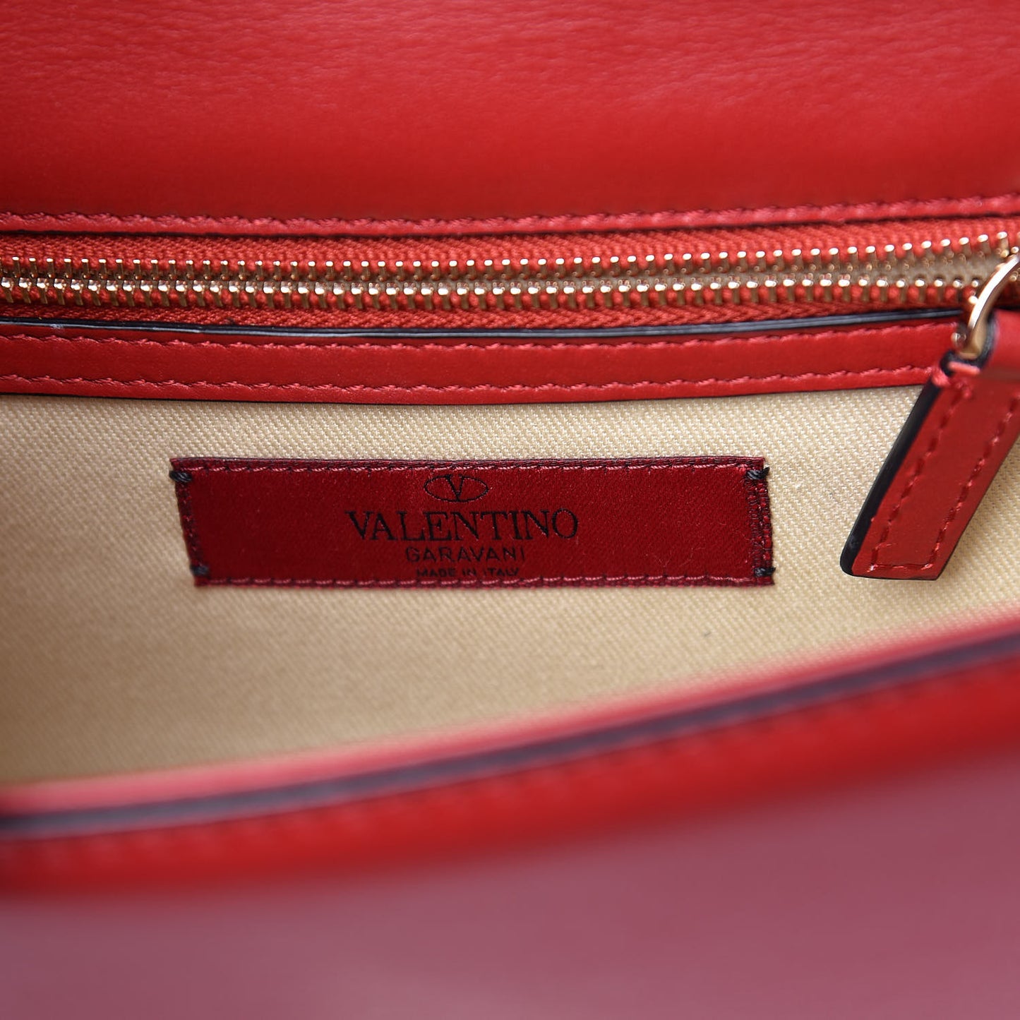 Vitello Small Glam Lock Rockstud Flap Red