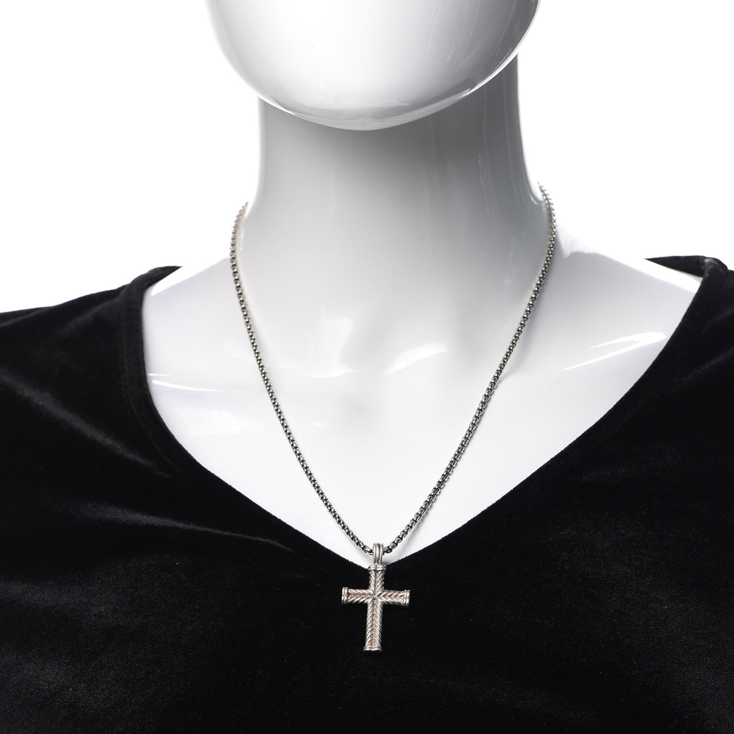 David Yurman Sterling Silver Chevron Cross Pendant Necklace 2 of 5