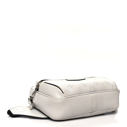 Louis Vuitton Taiga Monogram Outdoor Bumbag White 4 of 14