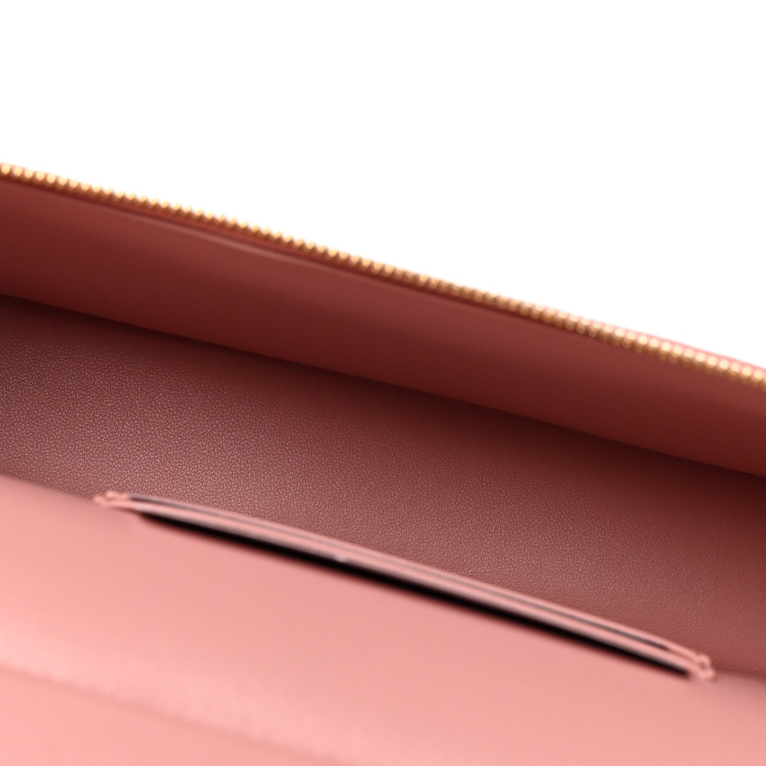 Chanel Calfskin Crocodile Embossed Crococo Top Handle East West Vanity Case With Chain Pink 5 of 11
