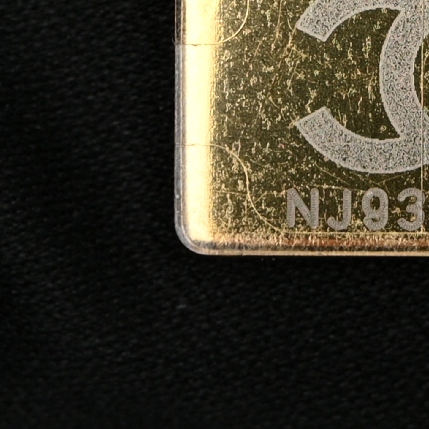 Caviar Quilted Medium Chanel 25 Handbag Black