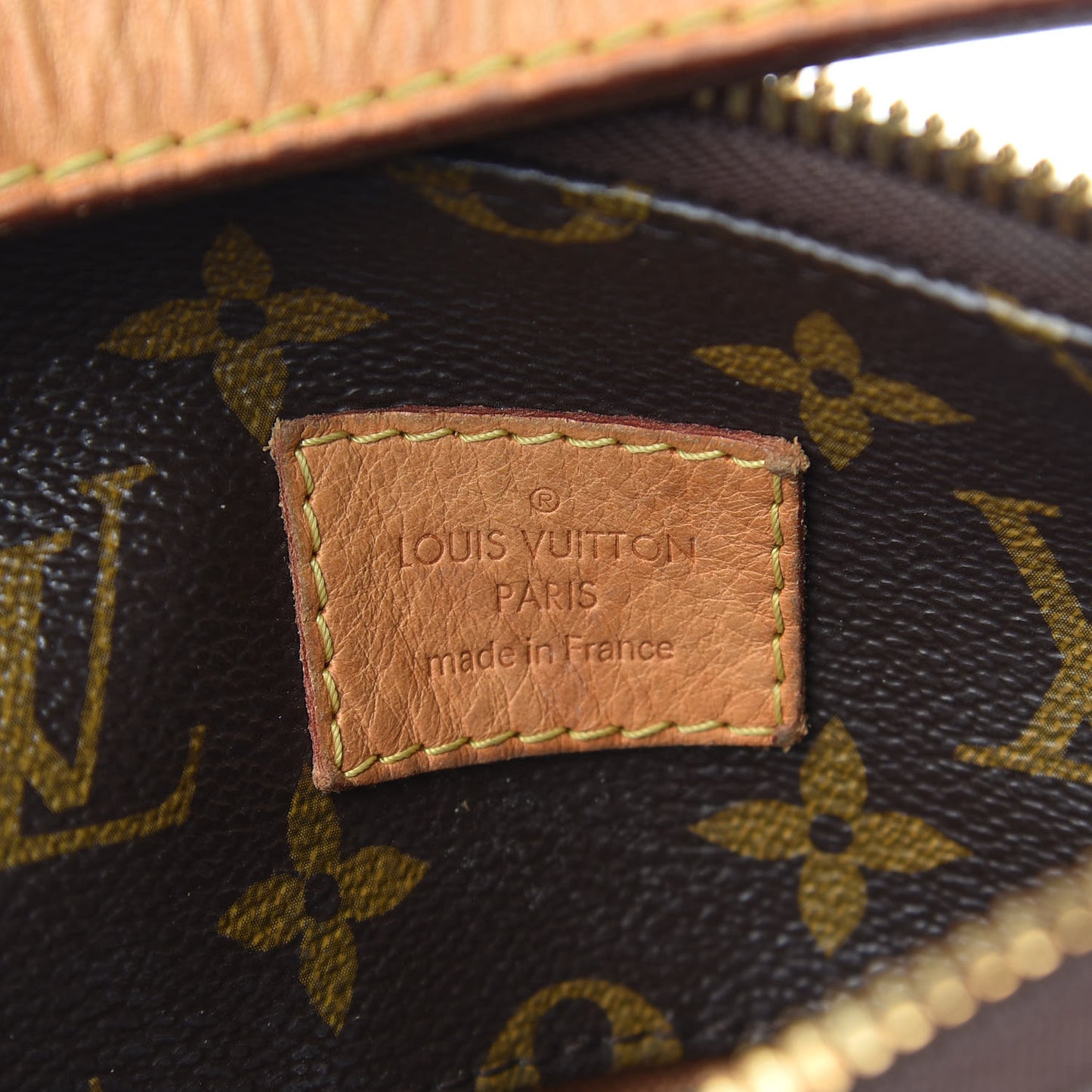 Monogram Sully MM